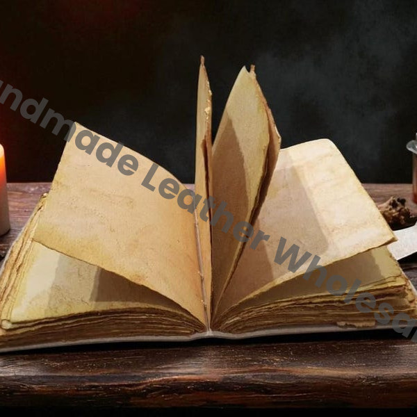 Aries Zodiac Leather Journal • Handmade Astrology Notebook • Aries Horoscope Diary with Vintage Lock • Zodiac Sign Sketchbook & Writing.