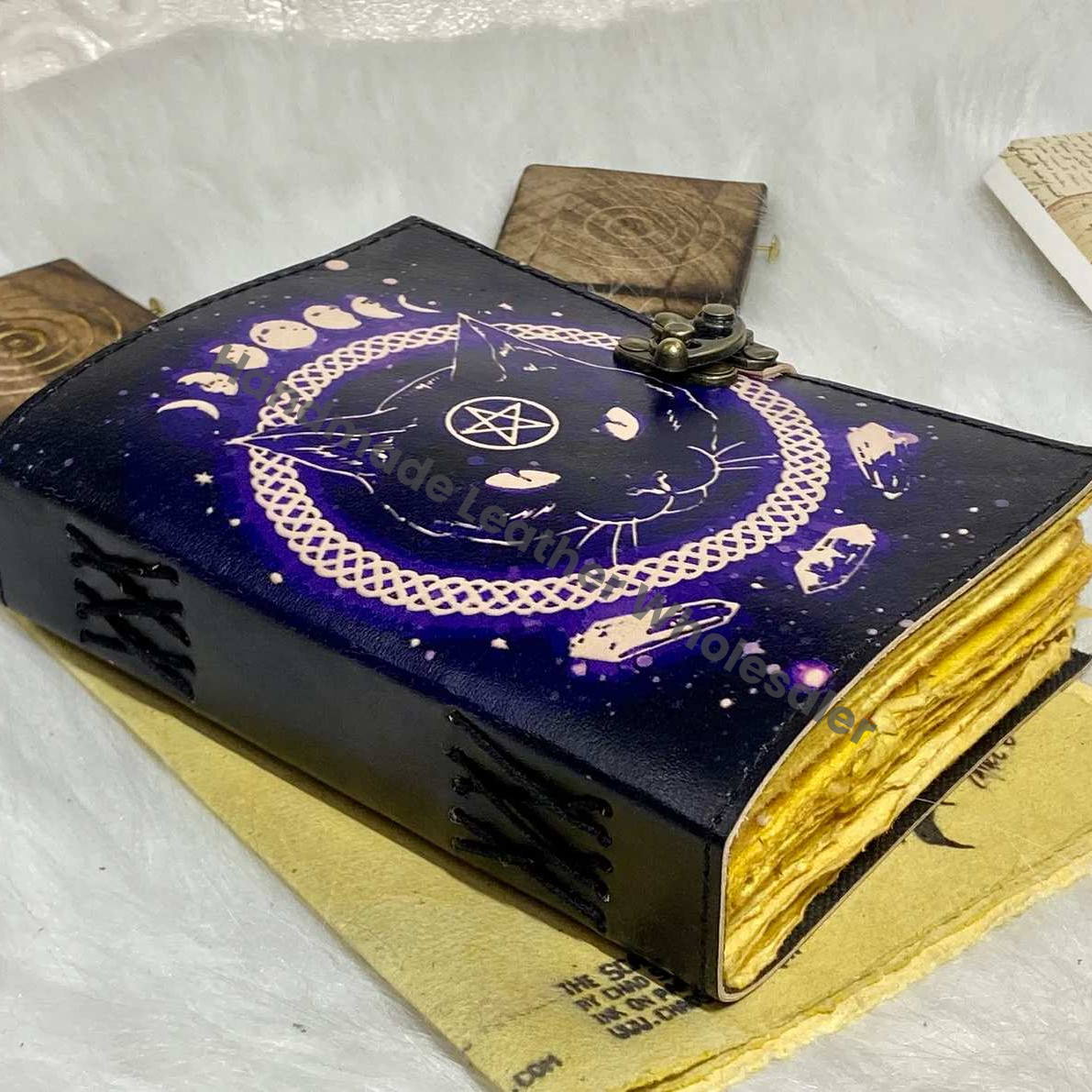 Celtic Cat Leather Journal: Vintage Book of Shadows Grimoire