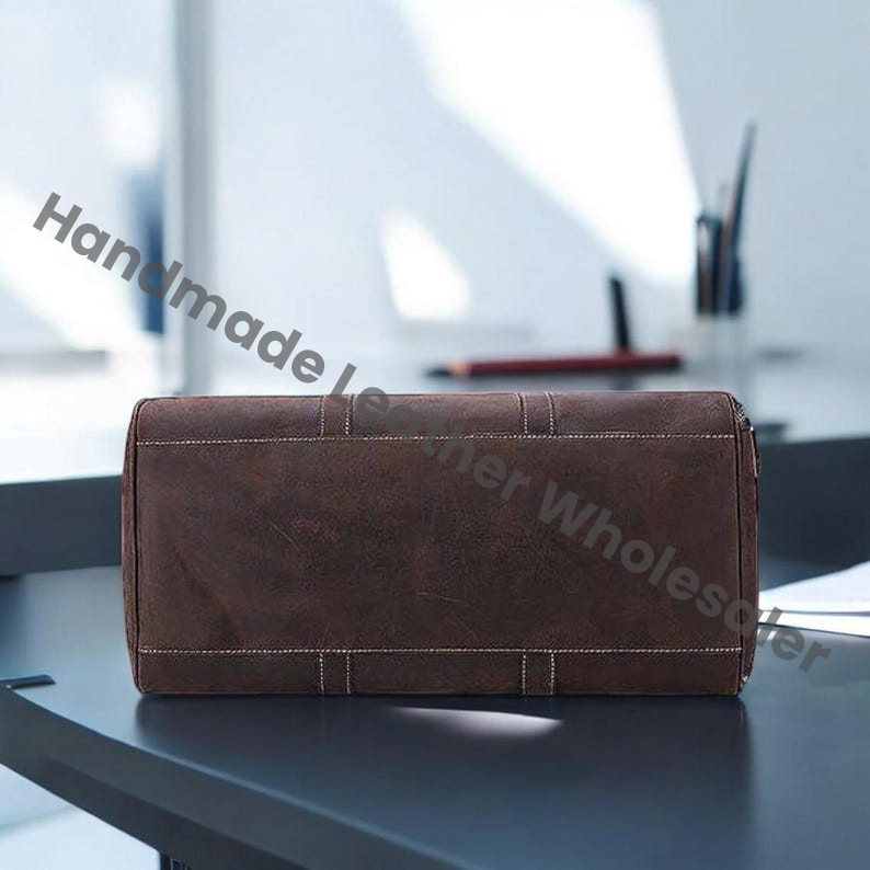 Handmade Full Grain Leather Duffle Bag: Vintage-Inspired Weekender