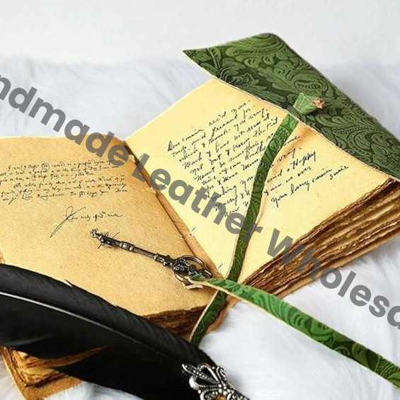 Handmade Garden Flower Leather Journal Book of Shadows Witchcraft Notebook Handmade Vintage Sketchbook Antique Key, Deckle Edge Paper Gift