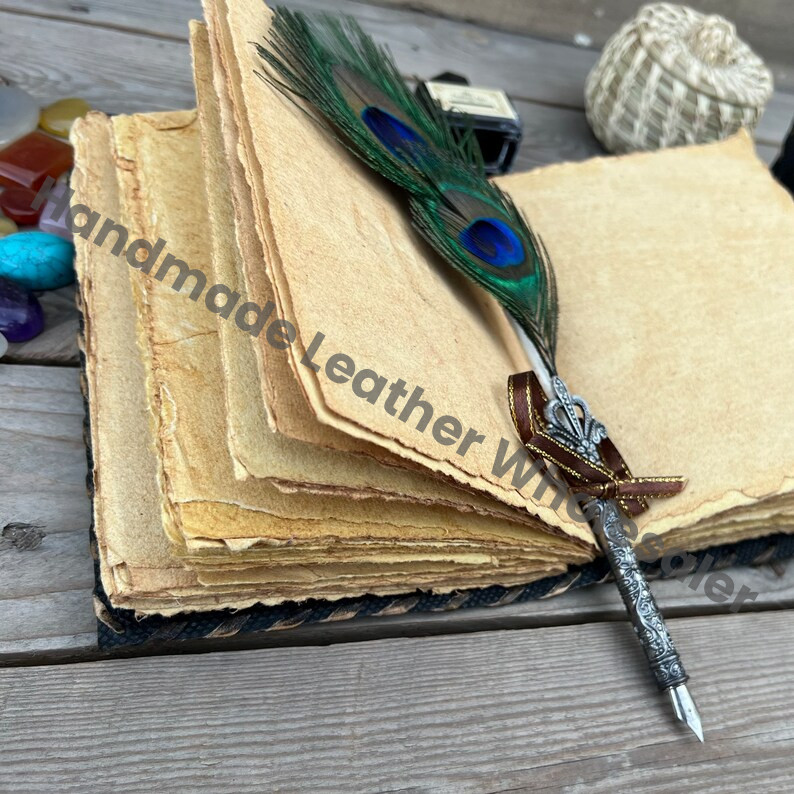 Handmade Leather Journal: Antique Deckle Edge Paper, Sketchbook