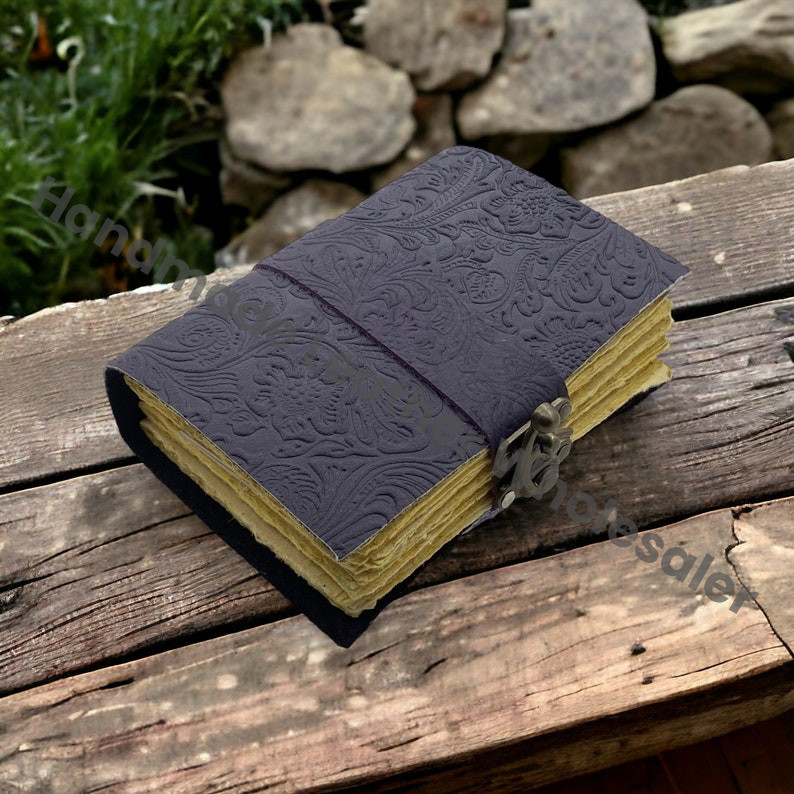 Handmade Leather journal Notebook Junk Journal Travel Writing Sketchbook journal with lock