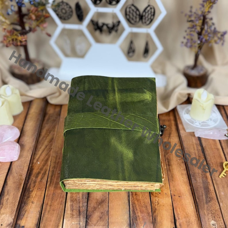 Handmade Leather Junk Journal | DND Journal | Travel Diary | Nature Journaling Notebook | Vintage Scrapbook, Deckle Edge Paper Lock Closure