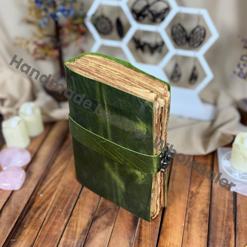 Handmade Leather Junk Journal | DND Journal | Travel Diary | Nature Journaling Notebook | Vintage Scrapbook, Deckle Edge Paper Lock Closure