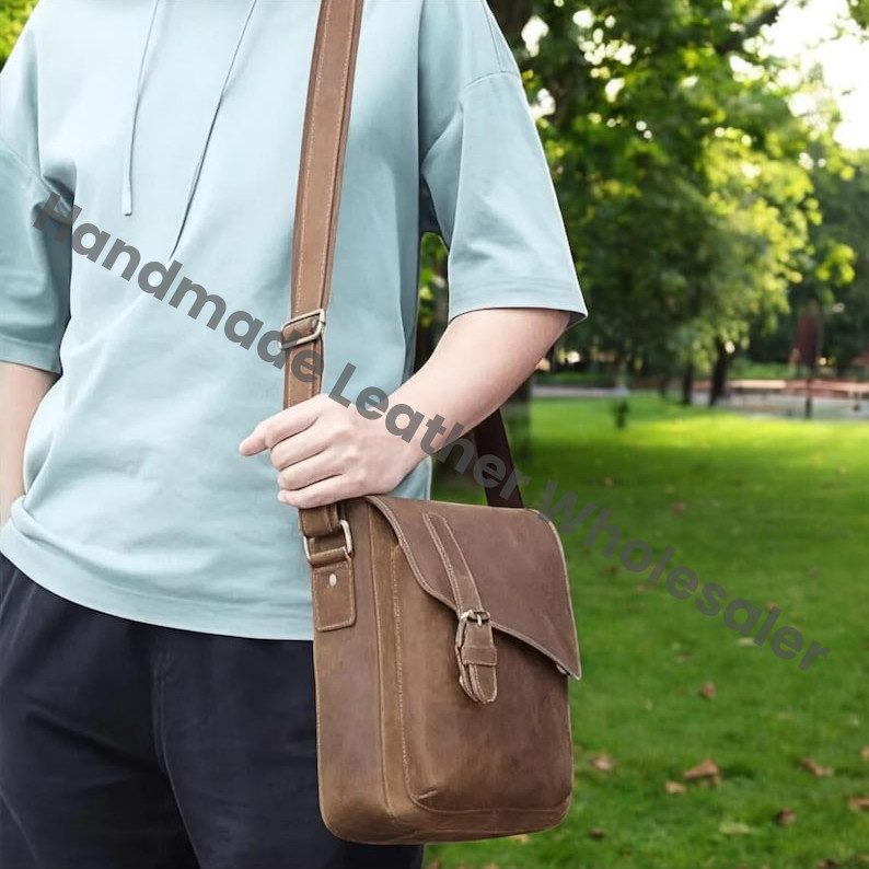 Handmade Leather Satchel: Tablet Crossbody Messenger Bag