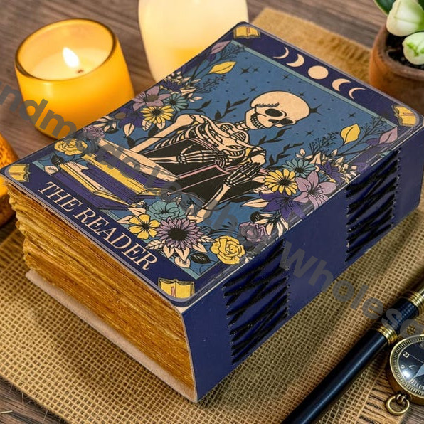 HLW Handmade Leather Grimoire Tarot Journal – The Reader Skeleton Witchcraft , Deckle Edge Paper