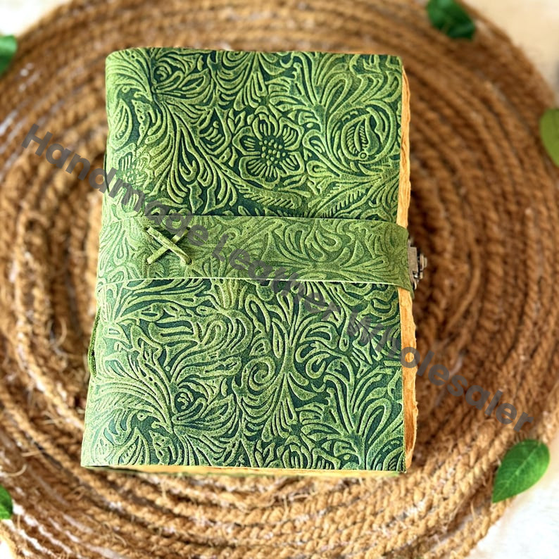 Large Green Leather Grimoire – Embossed Flower Book of Shadows, Vintage Witchcraft Spellbook, Wiccan Pagan Gothic Magic Gift