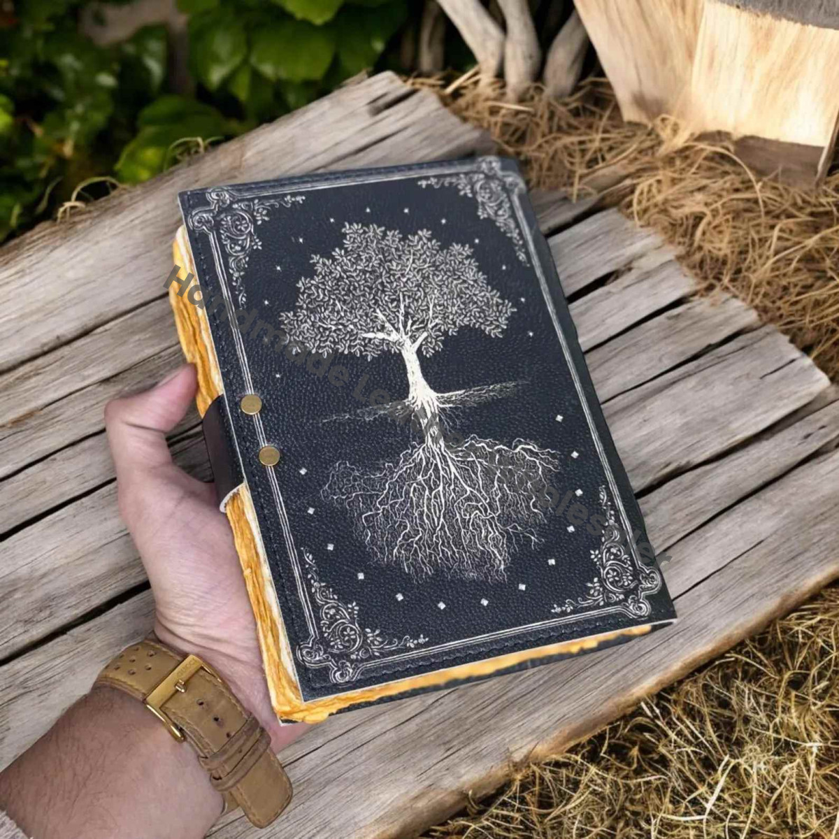 Leather Journal: Gothic Eyes Grimoire, Vintage Book of Shadows (Copy)