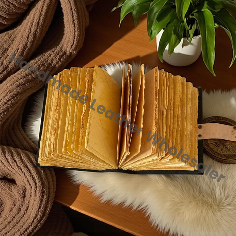 Fox Leather Grimoire – Book of Shadows, Vintage Witchcraft Spellbook, Refillable Wiccan Pagan Gothic Journal, Gift for Him & He