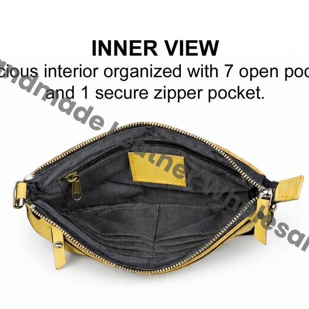 Personalized Women’s Leather Purse, Small Crossbody Wristlet Bag, Minimalist Everyday Handbag