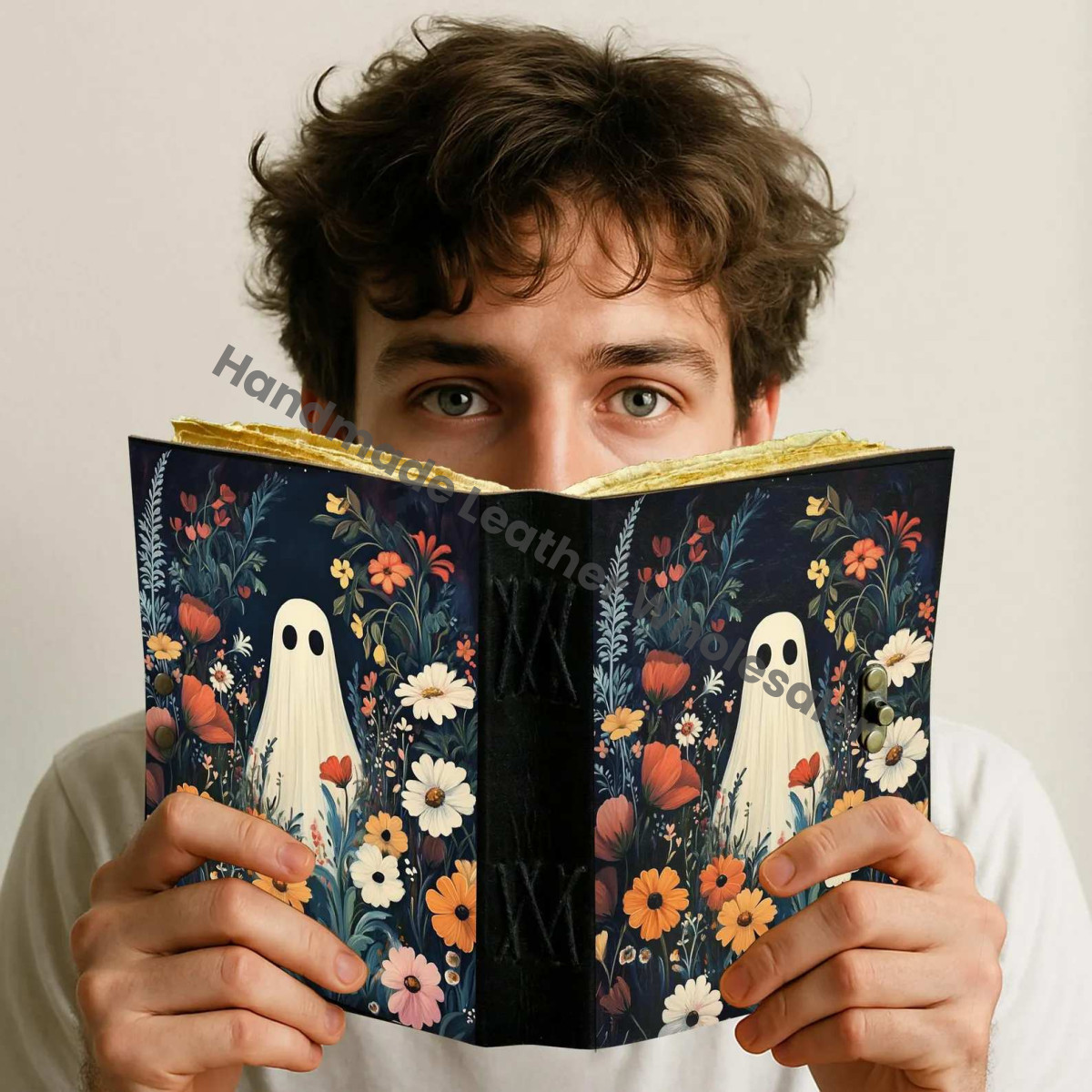 Spooky Ghost Leather Journal: Gothic Halloween Keepsake