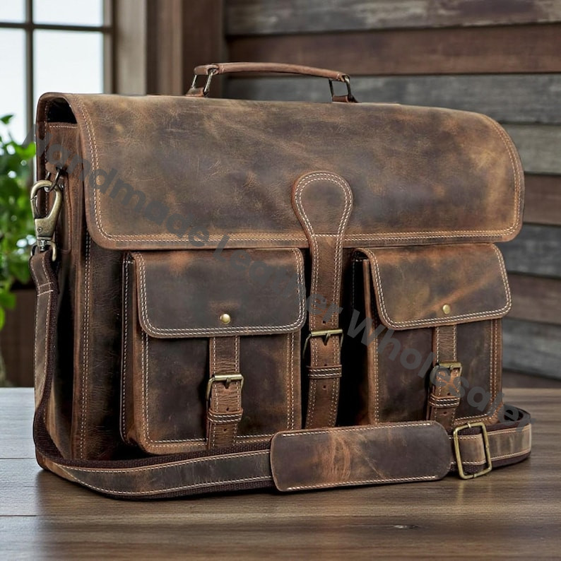 Vintage Leather Messenger Full Grain Briefcase Bag – Custom Engraved - Handmade Crossbody Laptop Satchel - Gift for him